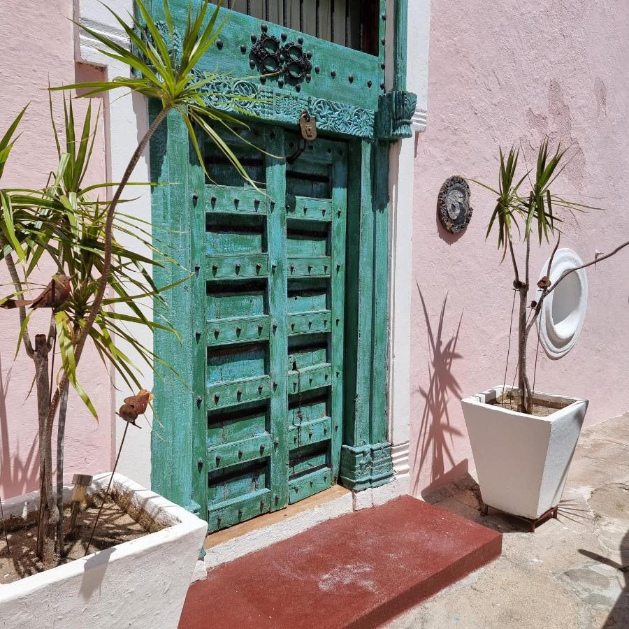 Terraco Das Quitandas Design Accommodation-Al Ilha de Mocambique Exteriör bild